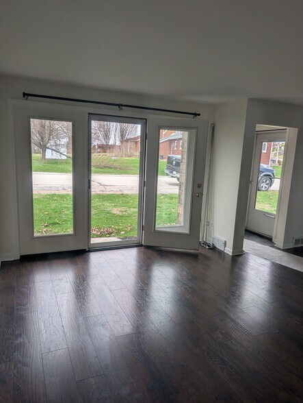 Building Photo - 2528 Anne Way