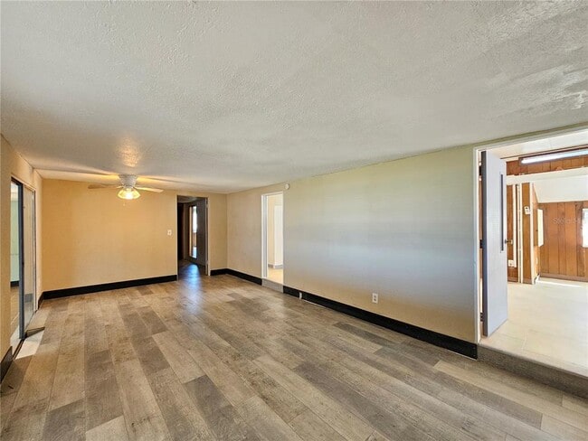 Building Photo - 503 Longfellow Blvd