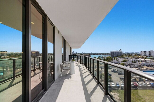 Building Photo - 7144 Byron Ave