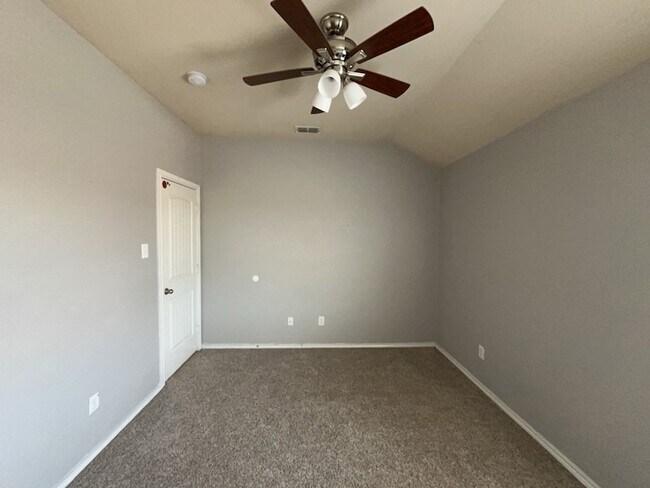 Building Photo - 6308 Spring Buck Run