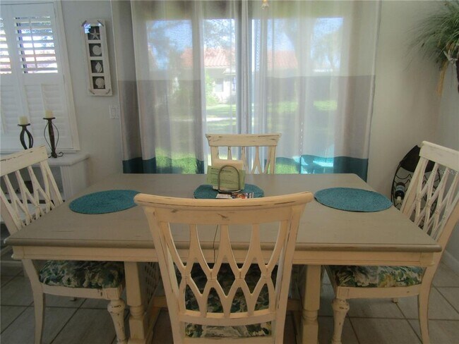 Building Photo - 500 Park Blvd S