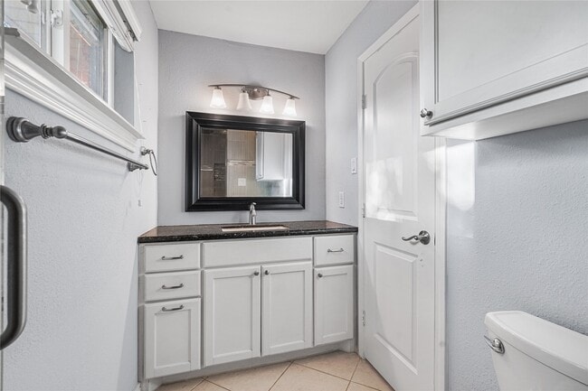 Building Photo - 6002 McKnight St