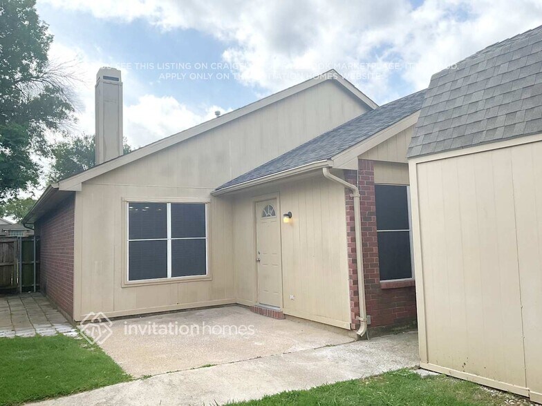 Building Photo - 4327 Allegro Ln