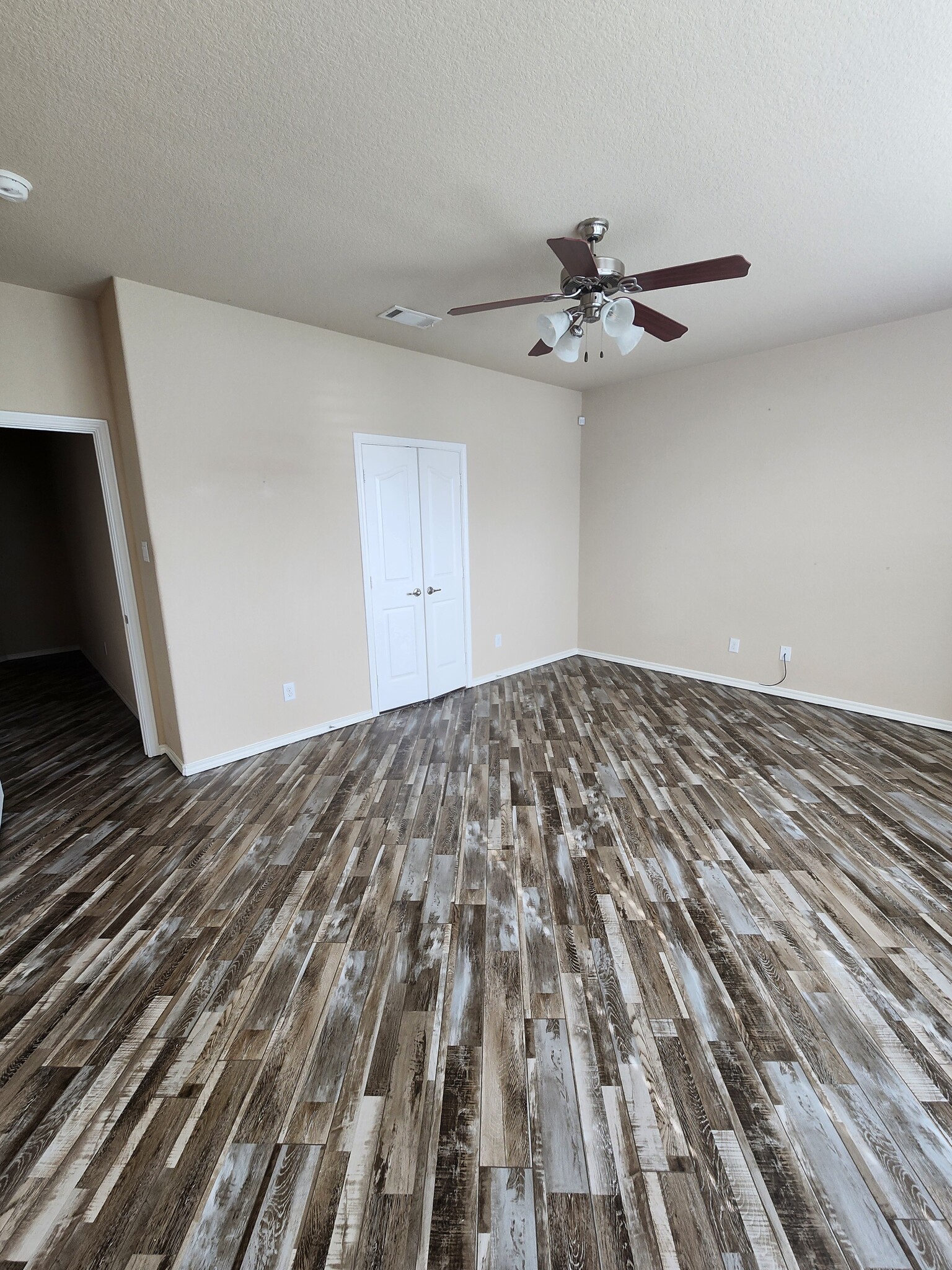 Building Photo - 5813 Paluxy Sands Trl