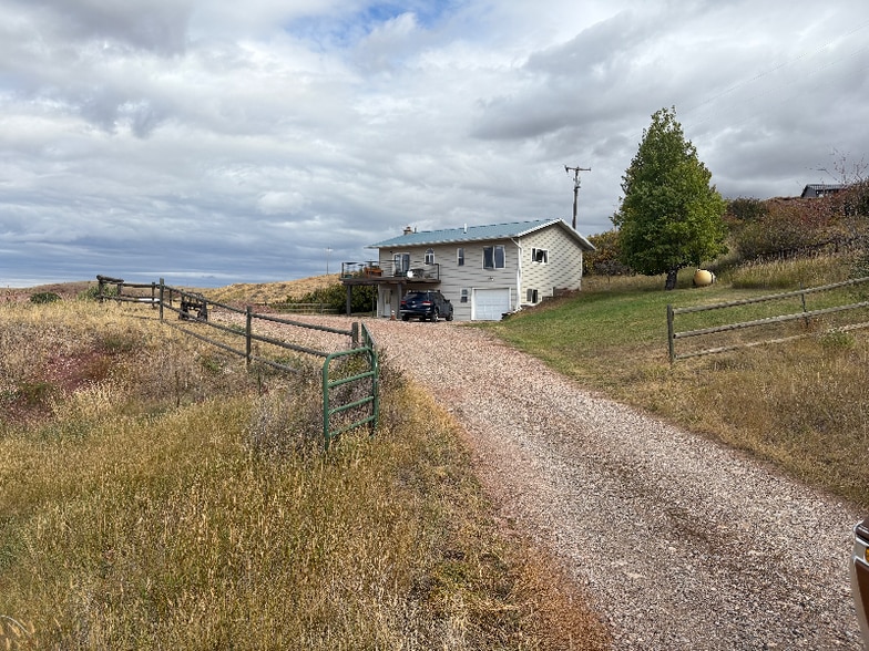 Primary Photo - 1435 Millegan Rd