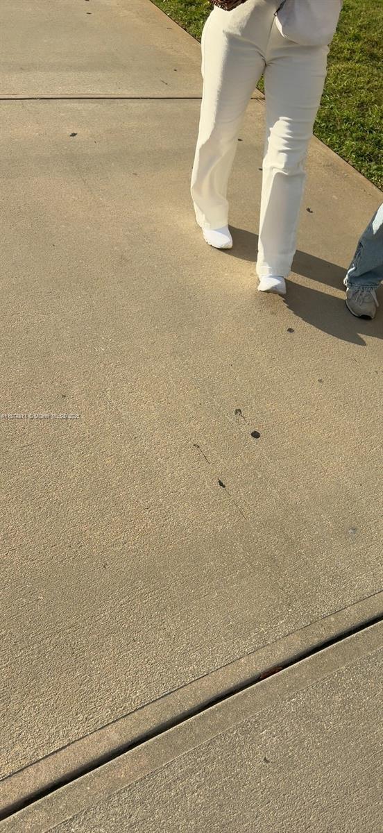 Building Photo - 20520 NW 2nd Ct