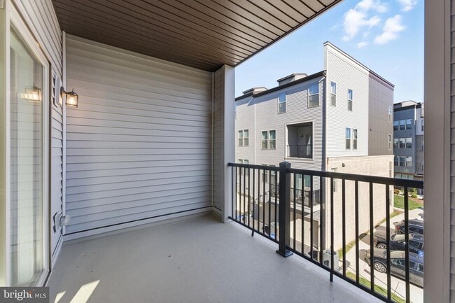 Building Photo - 2490 Connector Aly