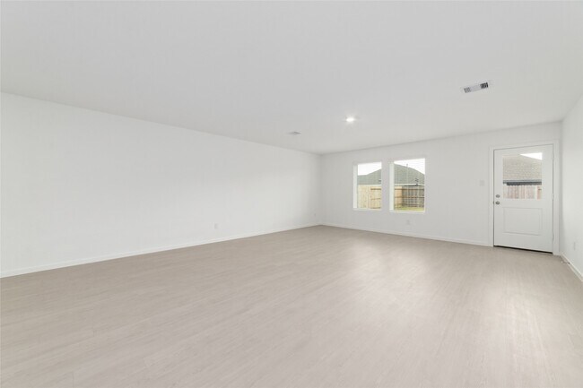 Building Photo - 6330 Breakaway Grv Dr