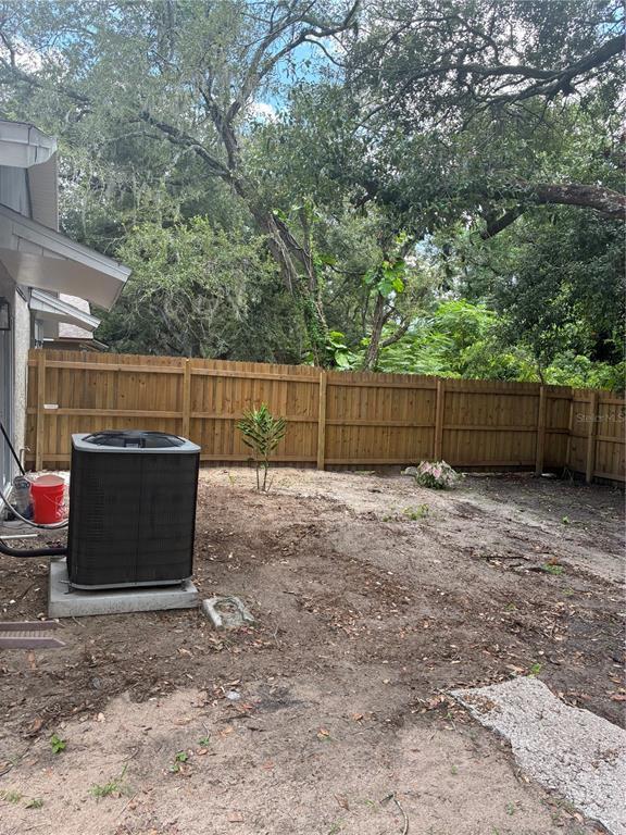 Building Photo - 3830 Valley Tree Dr
