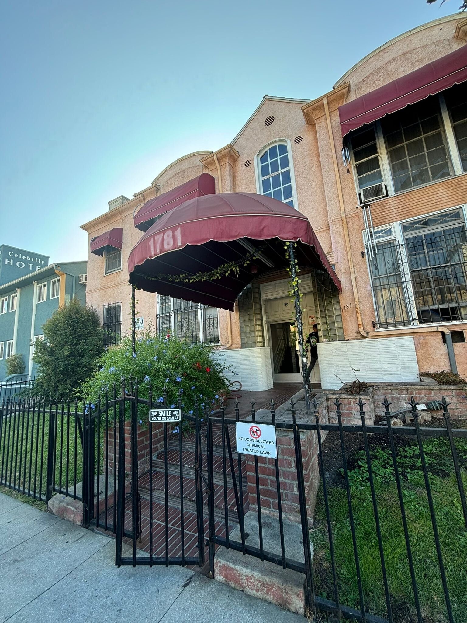 Building Photo - 1781 Orchid Ave