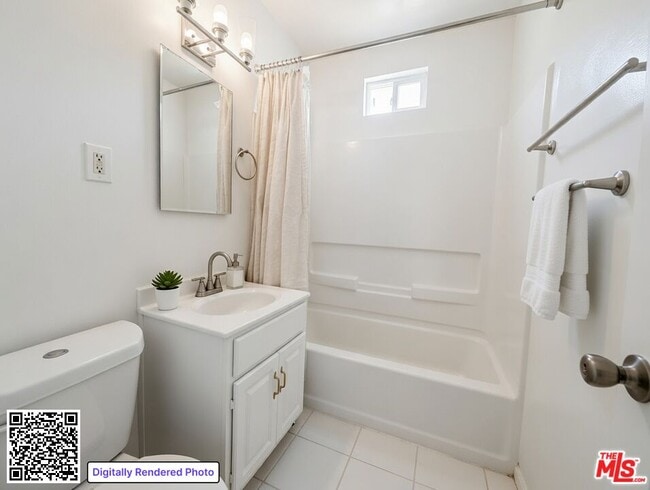 Building Photo - 1211 W 28th St