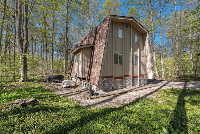 Building Photo - 2510 Cherry Ln