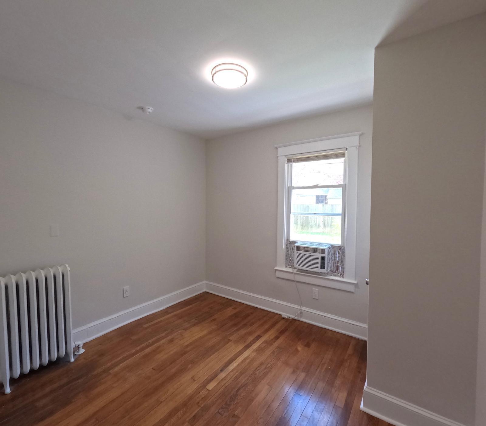 Building Photo - 4317 River Rd NW