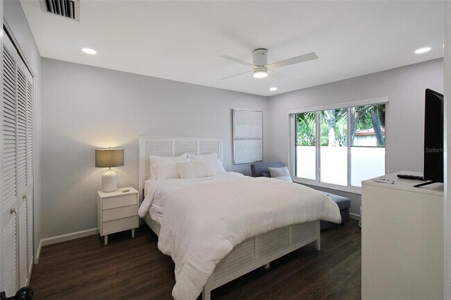 Building Photo - 6416 Wood Owl Cir