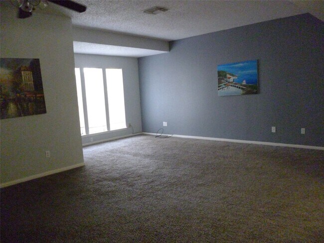 Building Photo - 3243 Battle Ridge Ln