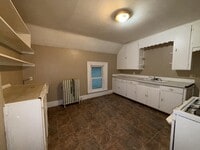 Building Photo - 508 W Marion St