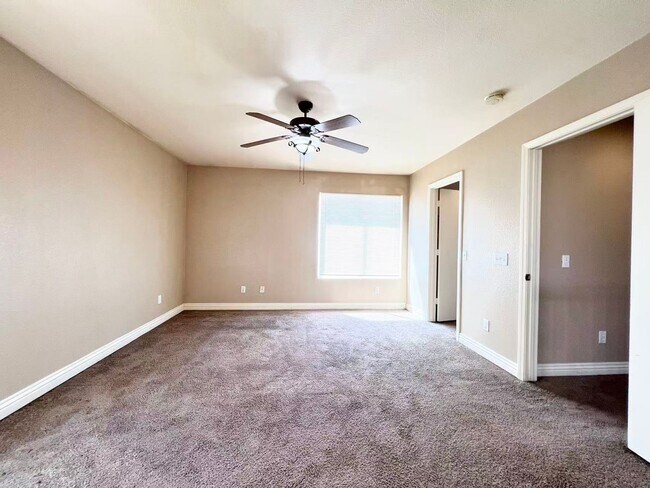 Building Photo - 9617 Marigny Ct