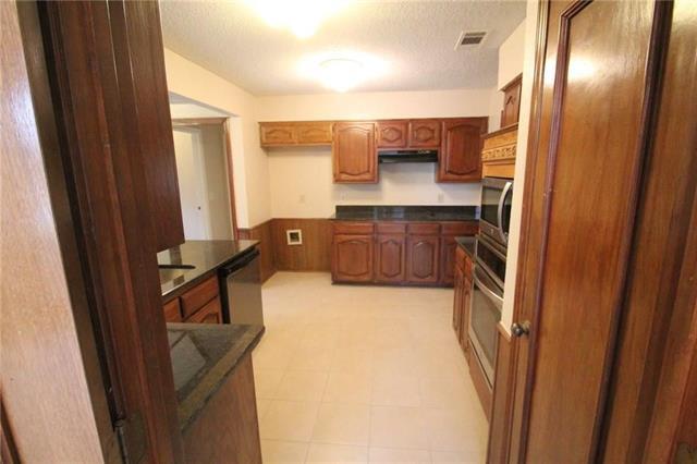 Building Photo - 4108 Mesa Dr