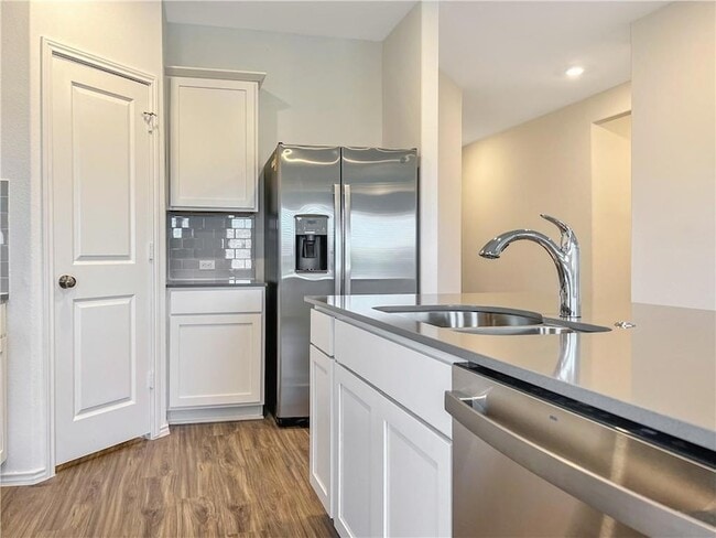 Building Photo - 1225 Toyah Dr