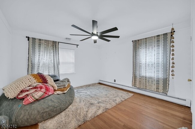 Building Photo - 328 Minute Arms Rd