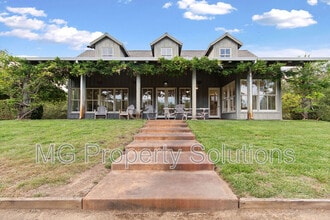 Building Photo - 5151 Nicasio Valley Rd