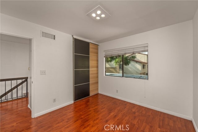 Building Photo - 5720 Owensmouth Ave