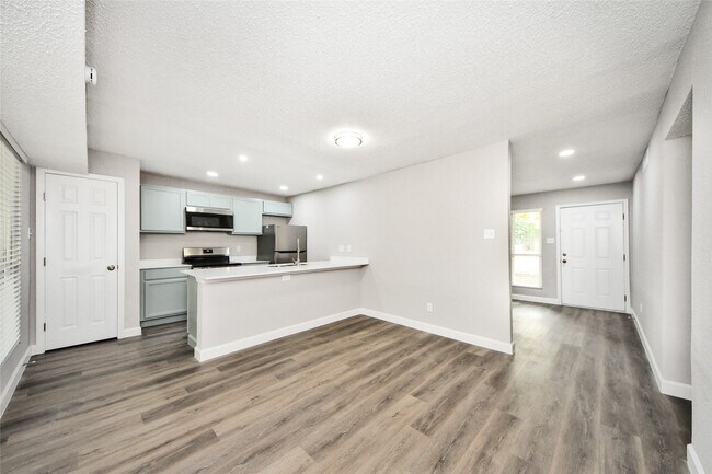 Building Photo - 781 Country Pl Dr