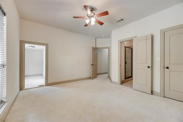 Building Photo - 2137 Langdon Dr