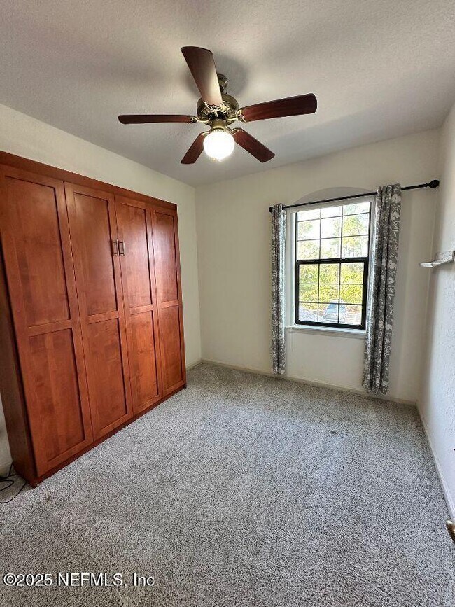 Building Photo - 1414 Vista Cove Rd