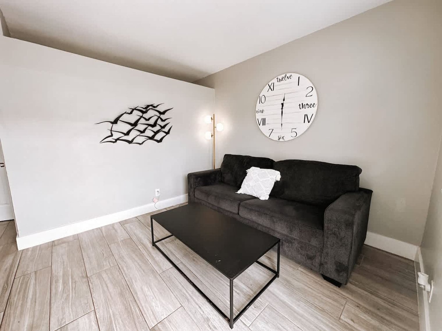 Building Photo - 50 Davie Blvd