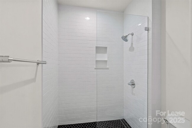 Building Photo - 310 Arlington Ave