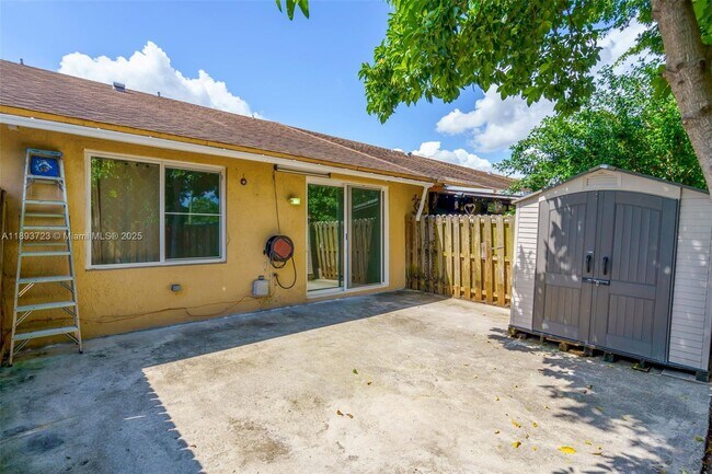 Building Photo - 6713 NW 188th Terrace