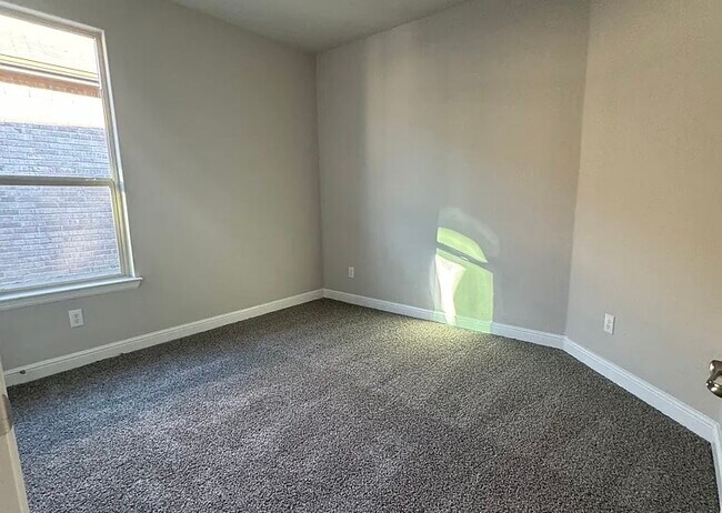 Building Photo - 11536 Wolfhound Dr