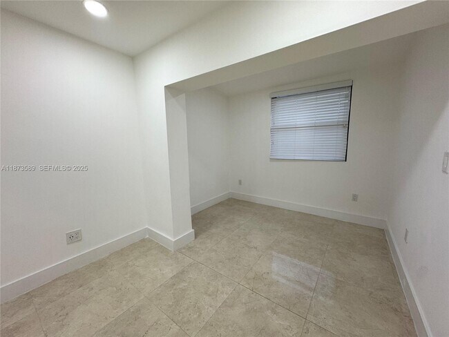 Building Photo - 3768 NE 167th St