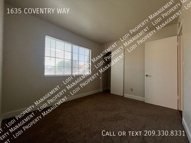 Building Photo - 1635 Coventry Way