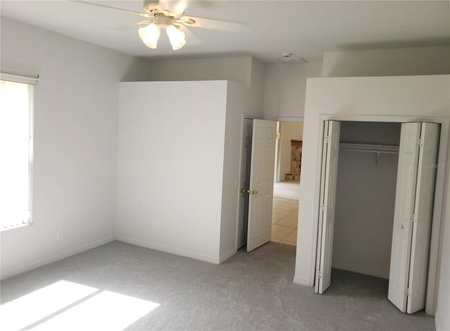 Building Photo - 327 N Taylor Rd