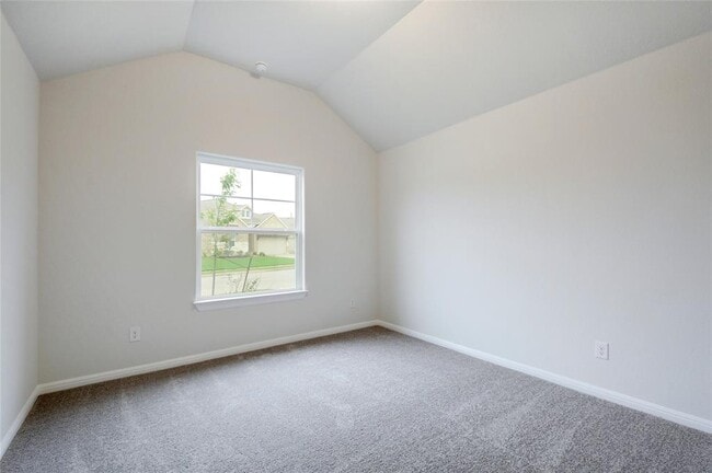 Building Photo - 134 Edgewater Trl