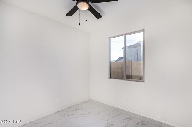 Building Photo - 6970 W Gwen St