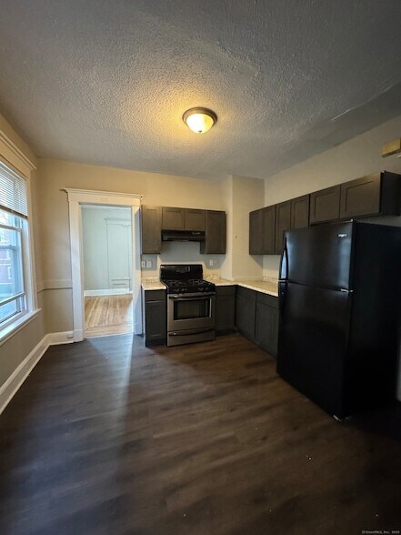 Building Photo - 119 Carmel St