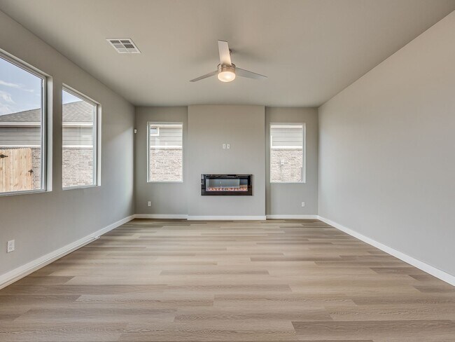 Building Photo - 537 NW 176th St
