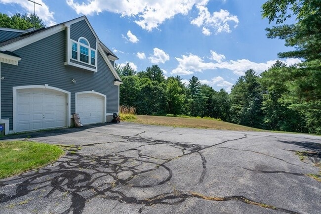 Building Photo - 88 Providence Rd