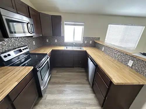 Building Photo - 4664 E 135th Ave