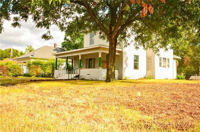 Building Photo - 1402 E Chaffin St