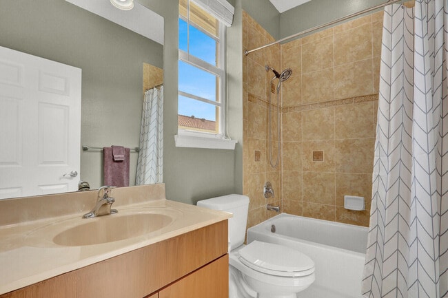 Building Photo - 136 Regions Way