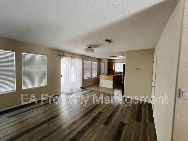 Building Photo - 4257 Altura Mesa Ln NE