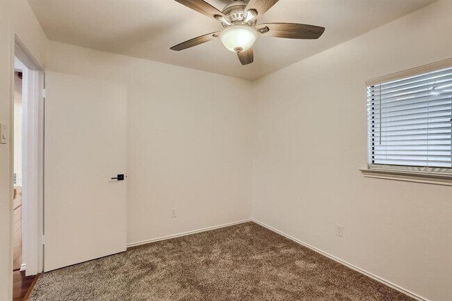 Building Photo - 8400 Horton Trail