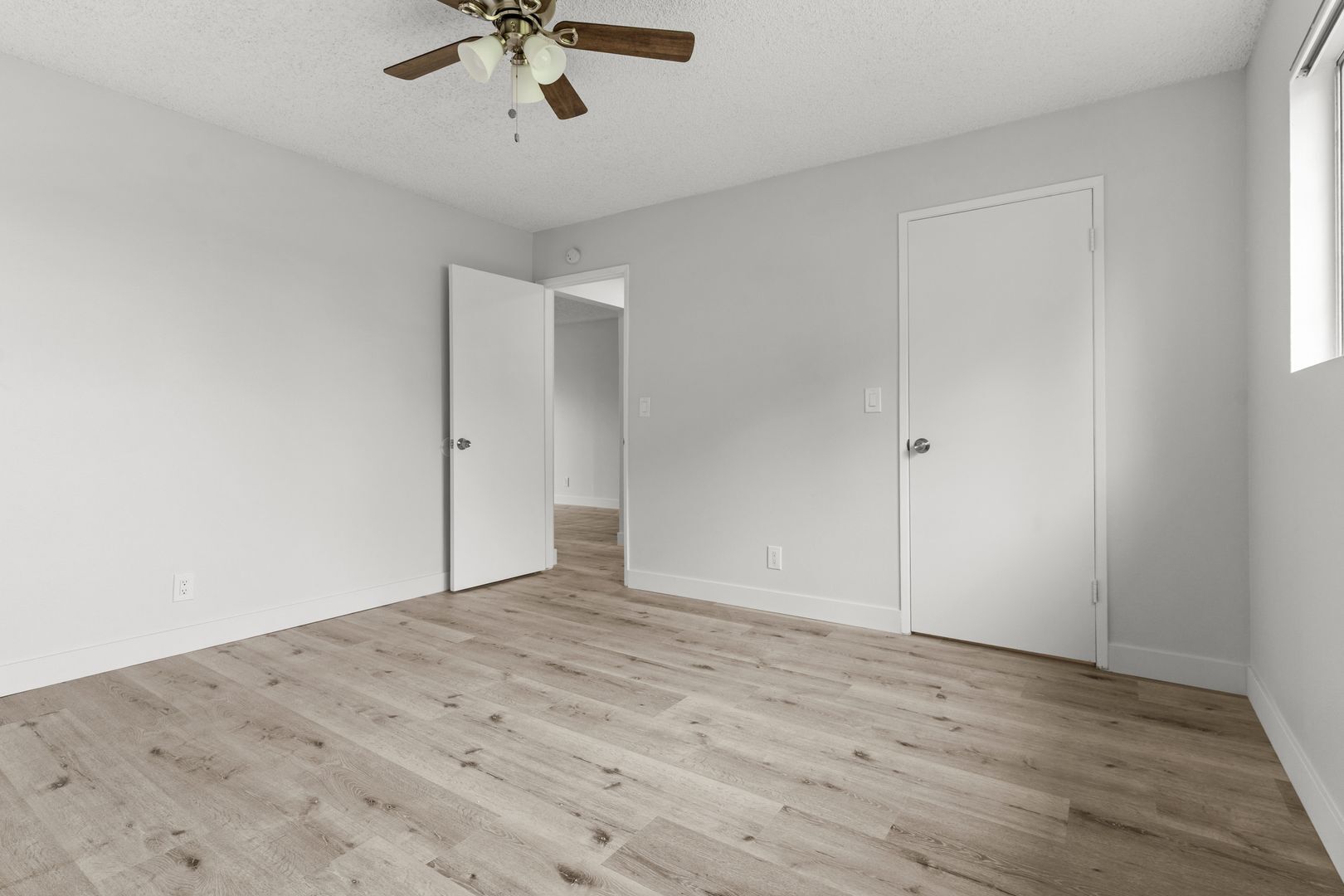 Building Photo - 8331 Lampson Ave