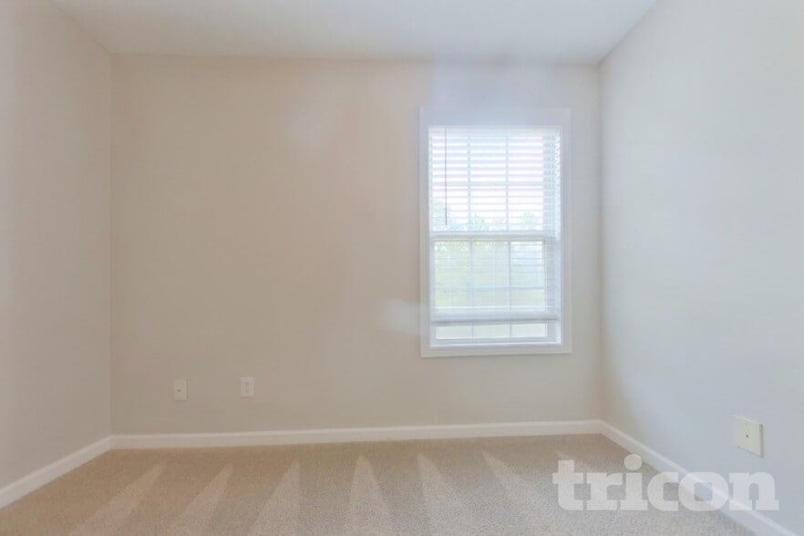 Building Photo - 250 Indian Lake Trail