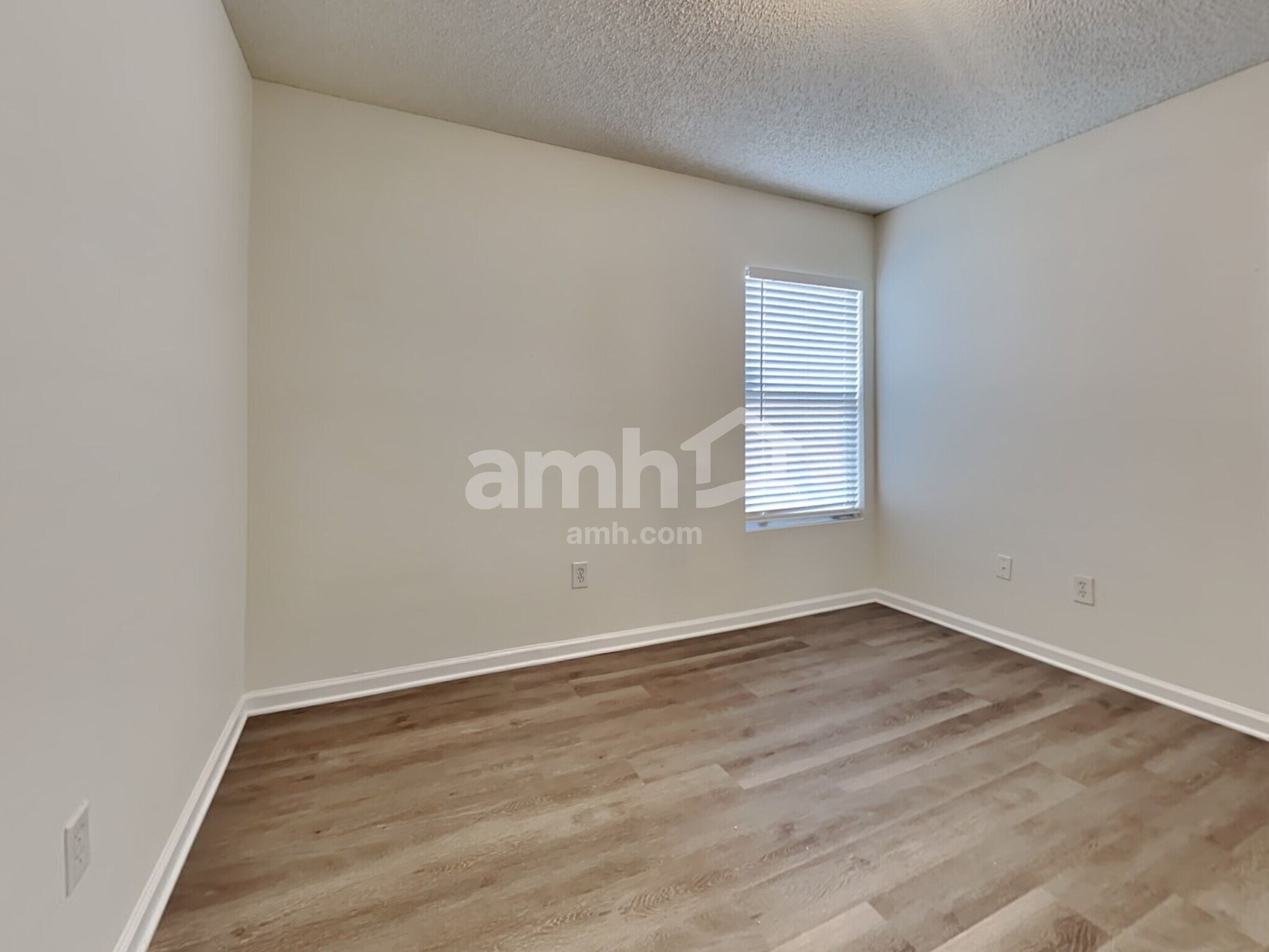 Building Photo - 2737 Taylor Hill Dr