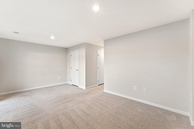 Building Photo - 36087 Fawn Ln